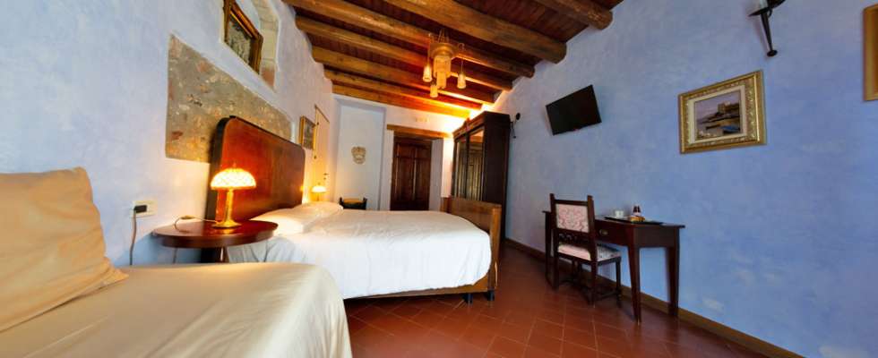 Agriturismo Villa Bissiniga Relais Farmhouse: Suer Guest Room